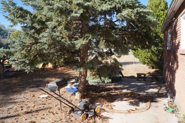 Photo 6 for MLS #2111377 at 176 E 400 South