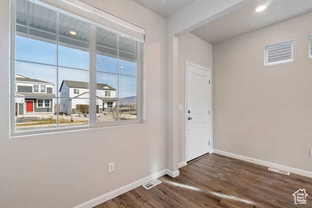 Photo 2 - 49 E Broadway Dr #1037, Saratoga Springs UT 84045