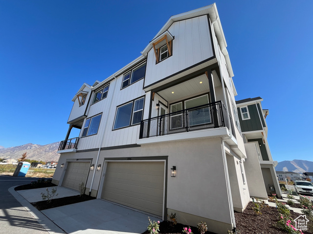 896 W Huntington River Dr #102
                     MLS #2111404