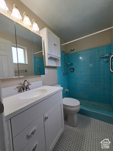 Photo 24 for MLS #2111418 at 5860 Kingston Way