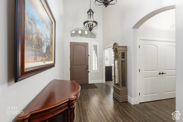 Photo 6 for MLS #2111444 at 1229 E Black Brush Dr