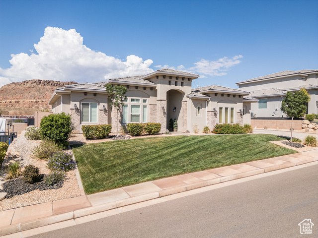 Photo 2 for MLS #2111444 at 1229 E Black Brush Dr