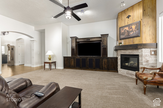 Photo 17 for MLS #2111444 at 1229 E Black Brush Dr