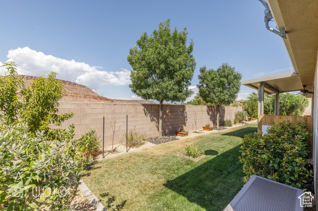 Photo 39 for MLS #2111444 at 1229 E Black Brush Dr