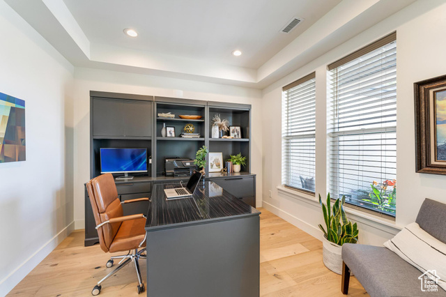Photo 6 for MLS #2111445 at 578 N Locust Ave