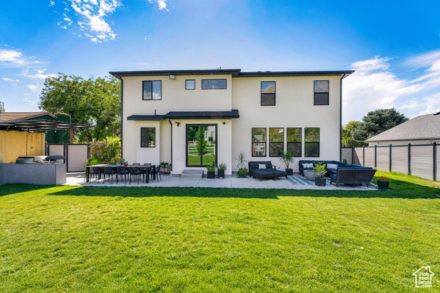 Photo 4 for MLS #2111445 at 578 N Locust Ave