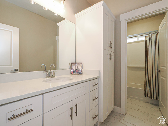 Photo 13 for MLS #2111447 at 1268 W Brinkerhoff Dr