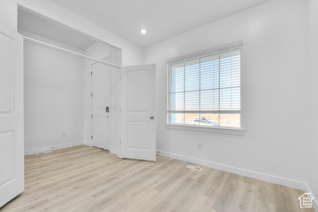 Photo 3 for MLS #2111480 at 4206 W 1575 South #203