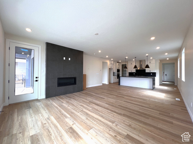 Photo 4 for MLS #2111489 at 2375 N Coyote Bend Way #12