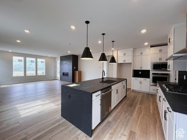 Photo 2 for MLS #2111489 at 2375 N Coyote Bend Way #12