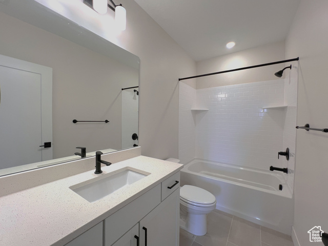 Photo 14 for MLS #2111489 at 2375 N Coyote Bend Way #12
