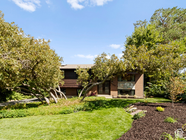 4950 SUNSET LN, South Ogden UT 84403