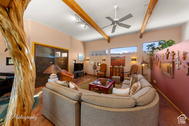 Photo 22 for MLS #2111497 at 888 N Coyote Gulch Ct