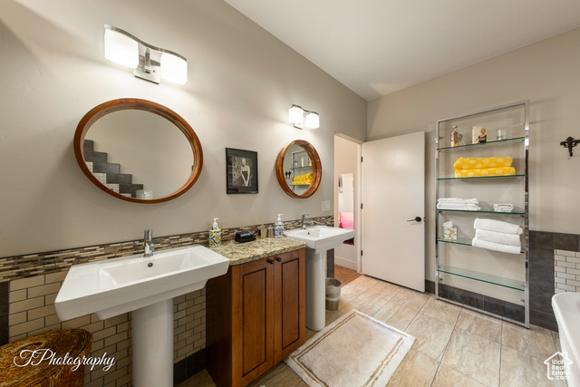 Photo 47 for MLS #2111497 at 888 N Coyote Gulch Ct