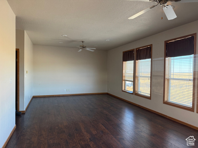 Photo 11 for MLS #2111513 at 1165 N Ucolo Rd