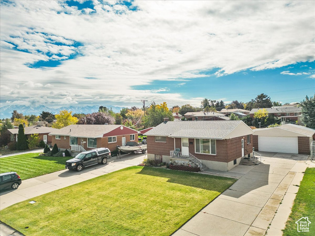 Photo 5 for MLS #2111526 at 5485 W Paulette Ave