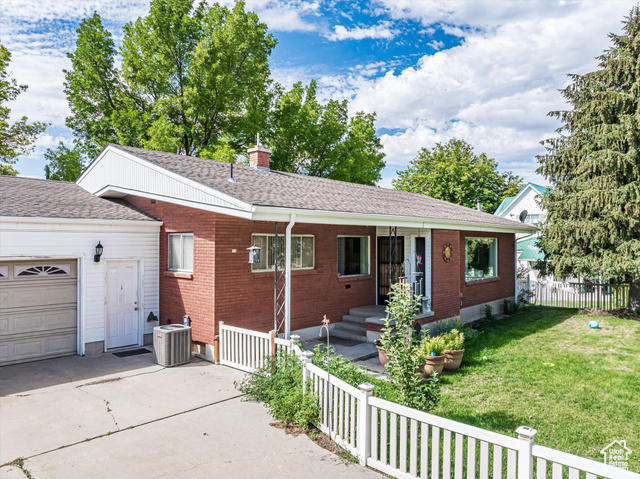 Photo 3 for MLS #2111556 at 71 W 300 North
