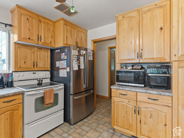 Photo 17 for MLS #2111556 at 71 W 300 North