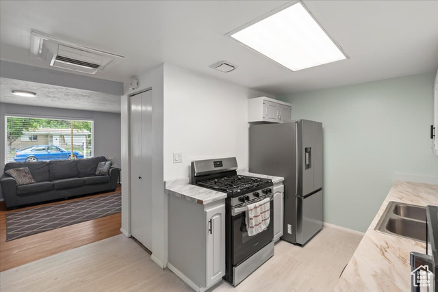 Photo 14 for MLS #2111562 at 2791 S 3050 West