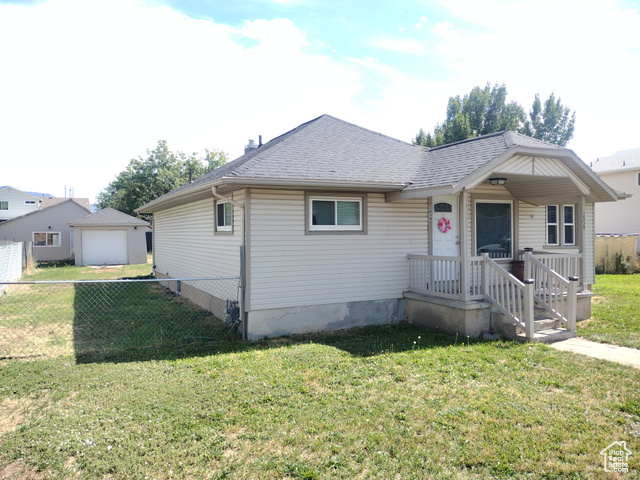 5854 S 3500 W, Roy UT 84067