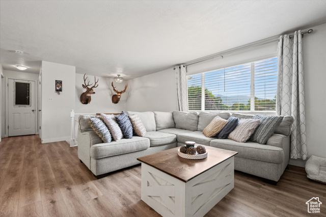Photo 8 for MLS #2111567 at 721 E 750 North