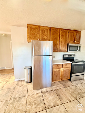 Photo 19 for MLS #2111578 at 180 W 400 North