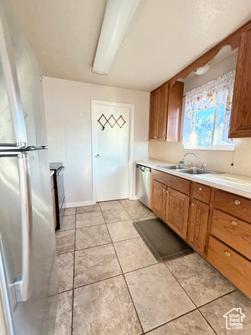 Photo 18 for MLS #2111578 at 180 W 400 North
