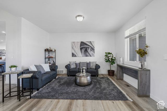 Photo 11 for MLS #2111587 at 4438 W 6025 West