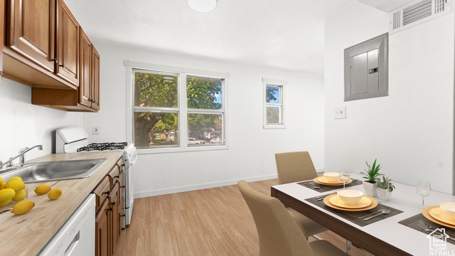 Photo 9 for MLS #2111592 at 3864 S Quincy #119
