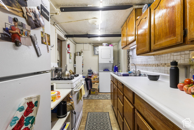 Photo 15 for MLS #2111595 at 393 E Center
