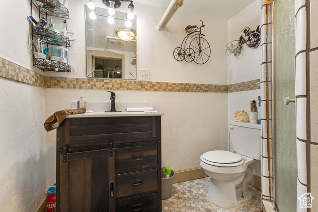 Photo 14 for MLS #2111595 at 393 E Center