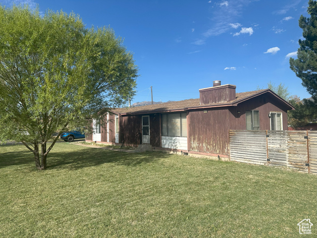 Photo 4 for MLS #2111599 at 709 W Highway 193