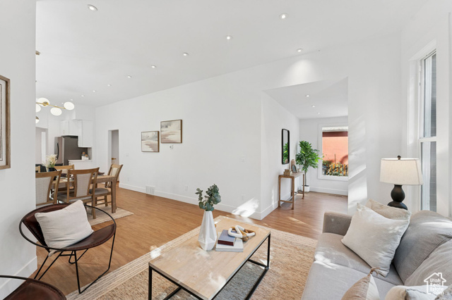 Photo 7 for MLS #2111607 at 624 S 600 East