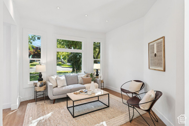 Photo 10 for MLS #2111607 at 624 S 600 East