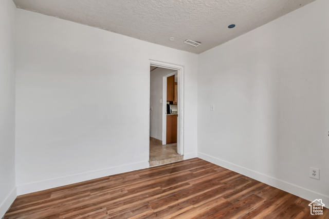 Photo 10 for MLS #2111608 at 4585 W 4895 South