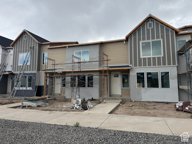 Photo 2 for MLS #2111632 at 2732 S Allison Way #214