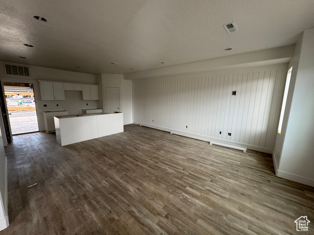 Photo 3 for MLS #2111632 at 2732 S Allison Way #214