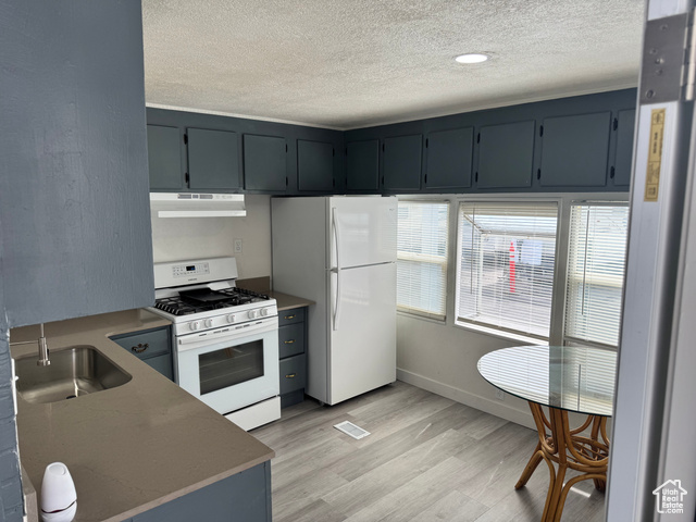 Photo 2 for MLS #2111639 at 165 E Ideal Ln #165