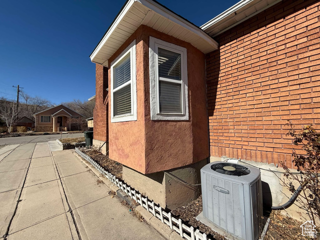 Photo 4 for MLS #2111643 at 73 Garden St