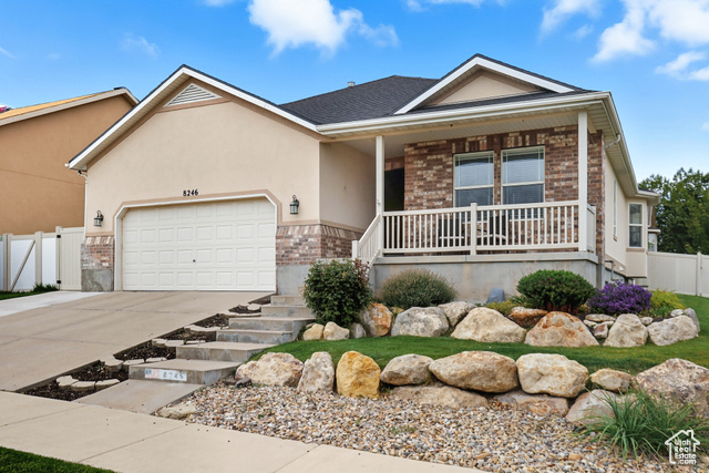 8246 S OAK ACORN CT, West Jordan UT 84081