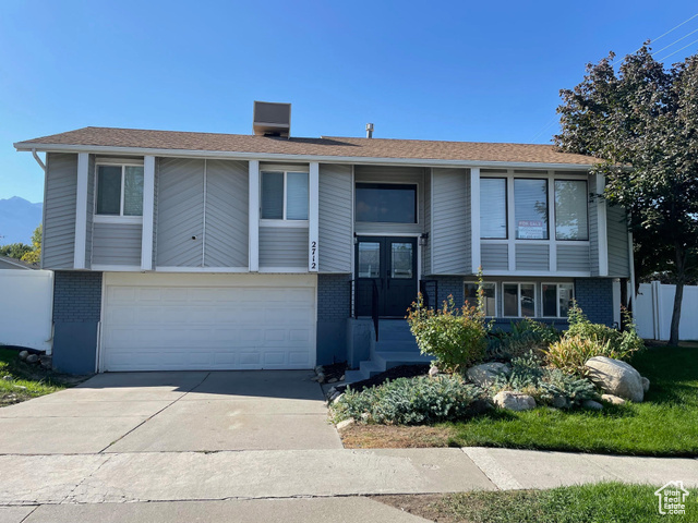 2712 E 7115 S, Cottonwood Heights UT 84121