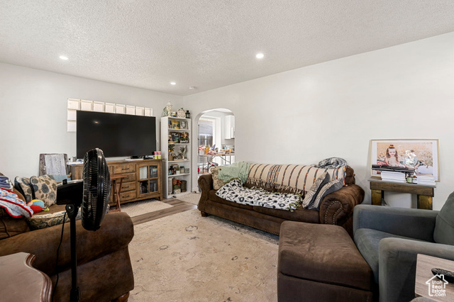 Photo 13 for MLS #2111689 at 270 S 100 East
