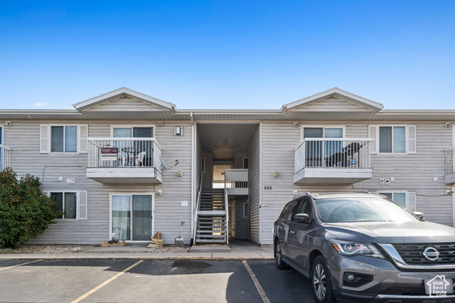 Photo 4 for MLS #2111696 at 595 S Main St #27