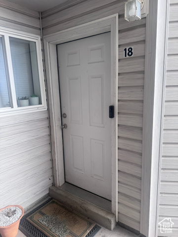 Photo 3 for MLS #2111700 at 595 S Main #18