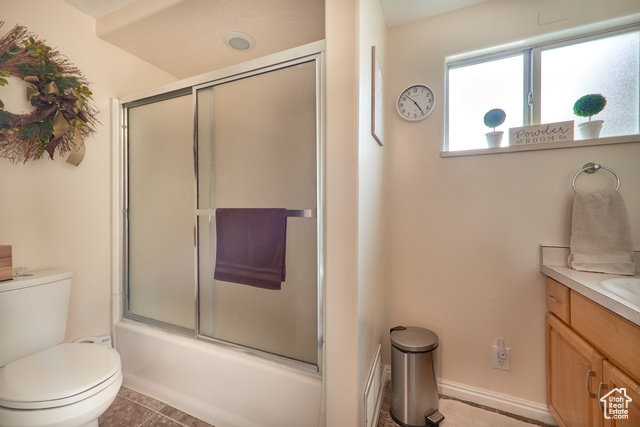 Photo 8 for MLS #2111715 at 1187 E Del Rio St #E003