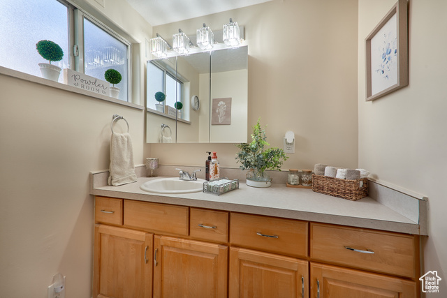 Photo 7 for MLS #2111715 at 1187 E Del Rio St #E003