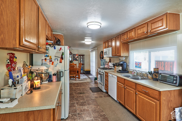 Photo 14 for MLS #2111715 at 1187 E Del Rio St #E003