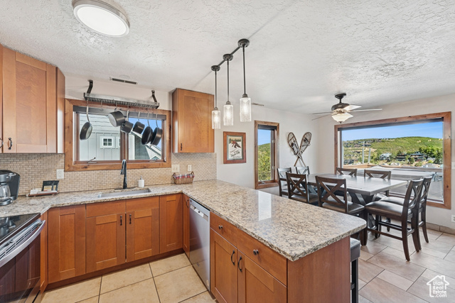 Photo 8 for MLS #2111717 at 238 Norfolk Ave