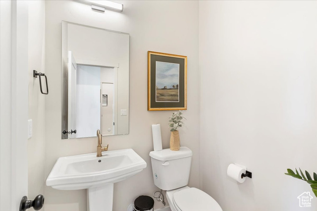 Photo 21 for MLS #2111718 at 1143 N Meridian Ln #118