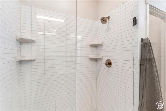 Photo 17 for MLS #2111718 at 1143 N Meridian Ln #118